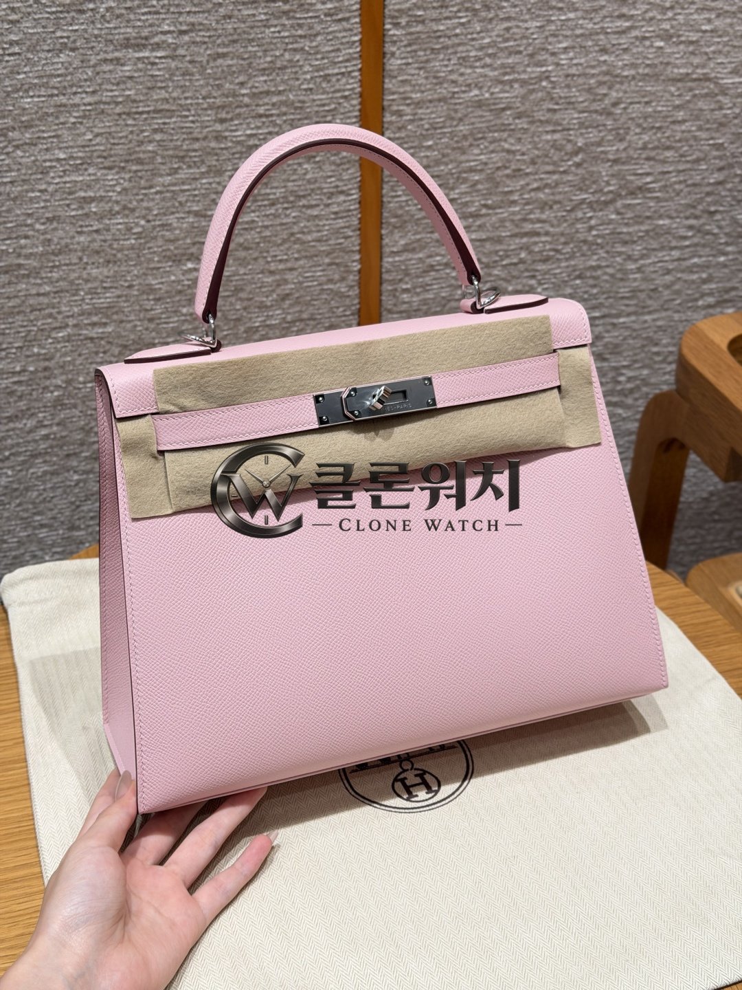 올수공 에르메스 켈리 28 rose sakura 앱송 가죽 팔라듐 하드웨어