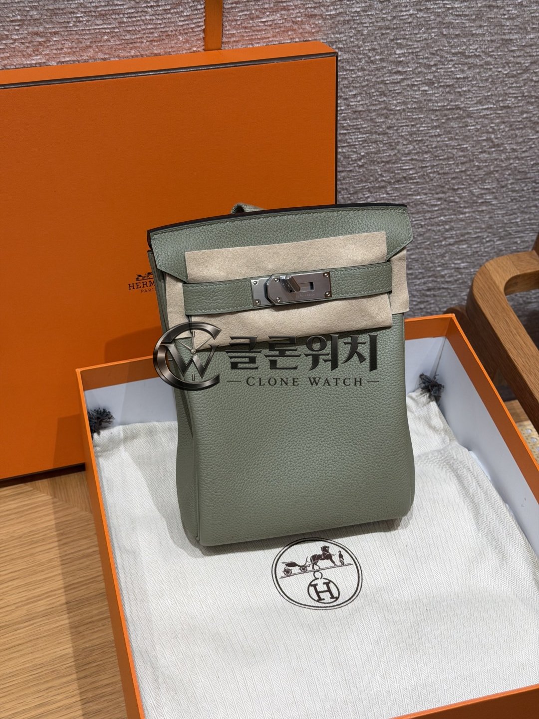 올수공 에르메스 Hac A Dos 28 Sauge 토고 가죽 팔라듐 하드웨어