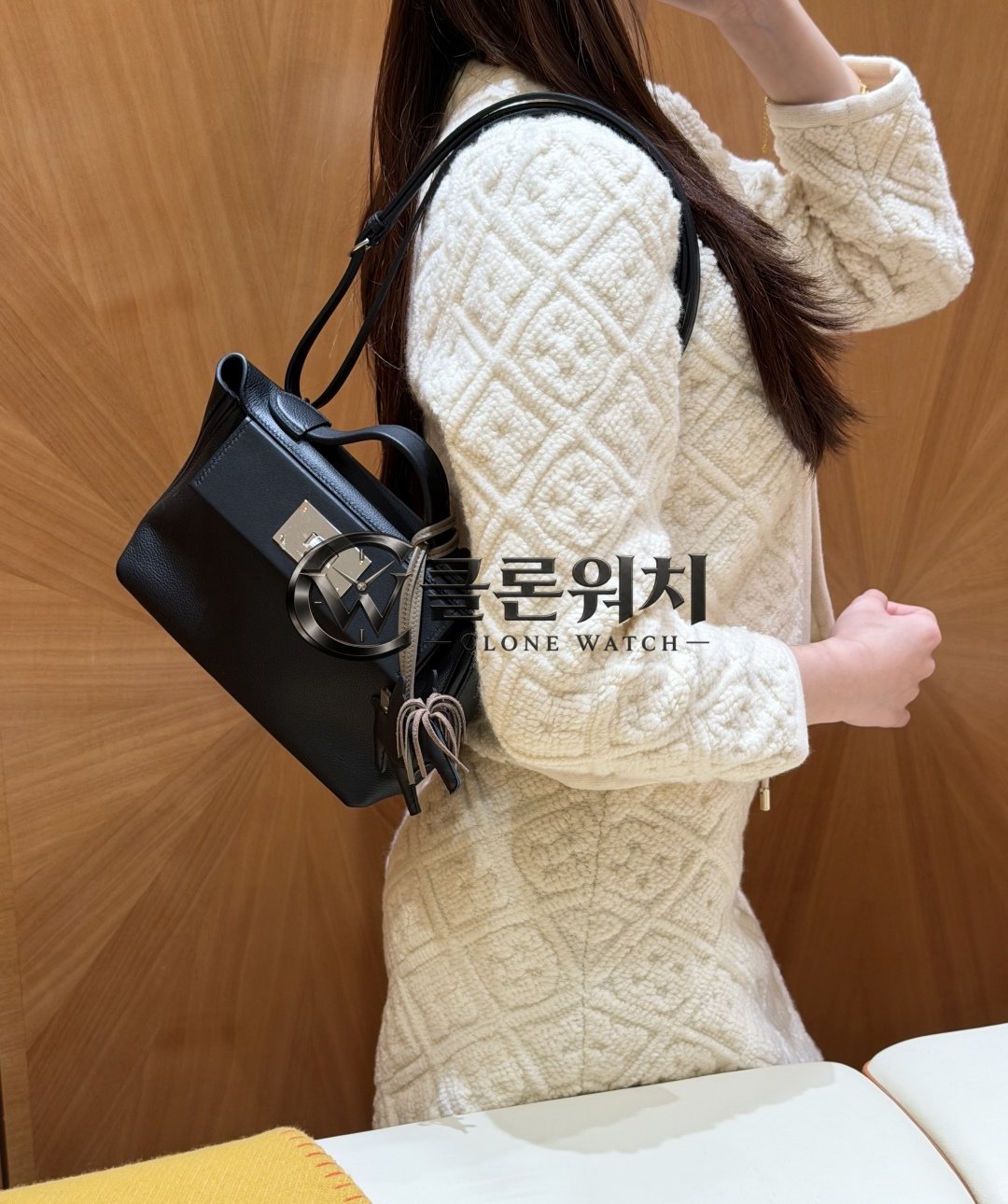 올수공 에르메스 켈리 2424백 미니 Noir 스위프트 가죽 팔라듐 하드웨어