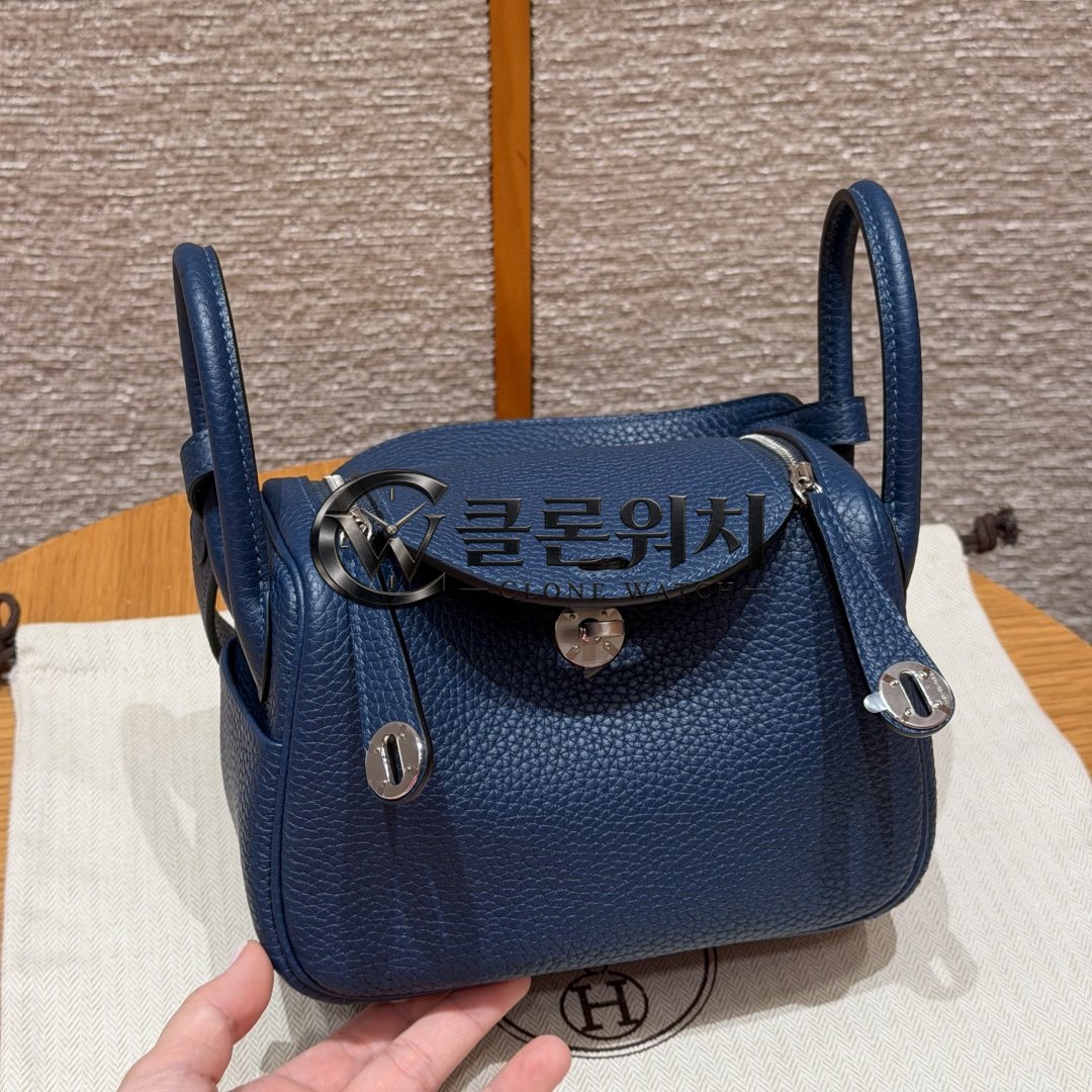 올수공 에르메스 린디 19 Deep Blue 클레망스 가죽 팔라듐 하드웨어
