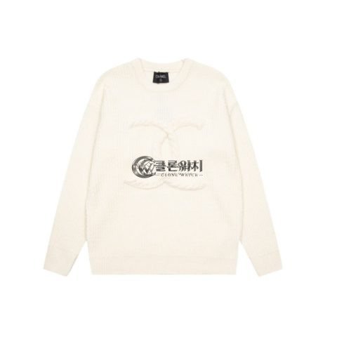 ✨샤넬 남성 화이트 크루넥 니트