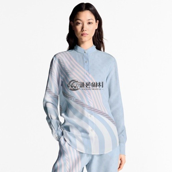 ✨루이비통 여성 트렌디 셔츠
