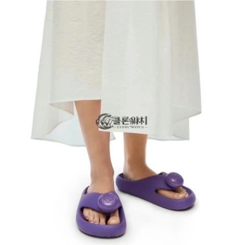✨로에베 여성 퍼플 슬리퍼