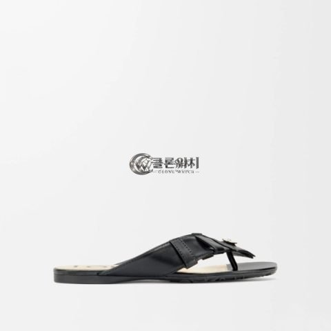 ✨로에베 여성 토이 판타 토우 포스트 샌들