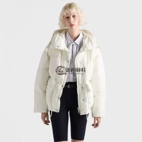 ✨프라다 여성 다운 패딩