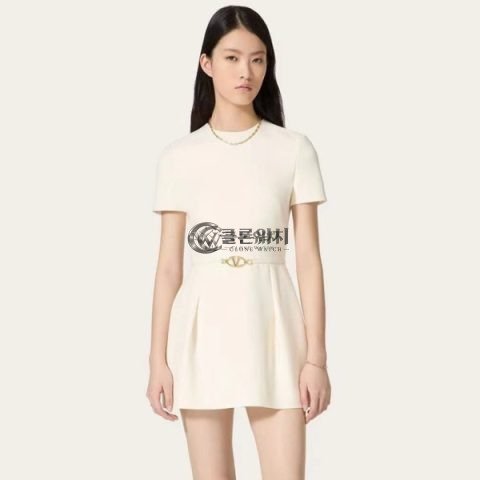 ✨발렌티노 여성 화이트 원피스