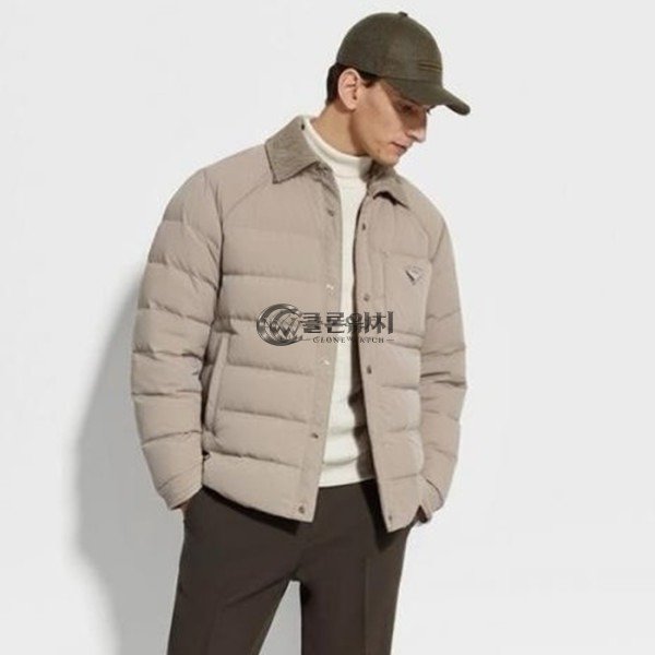✨프라다 남성 다운 패딩