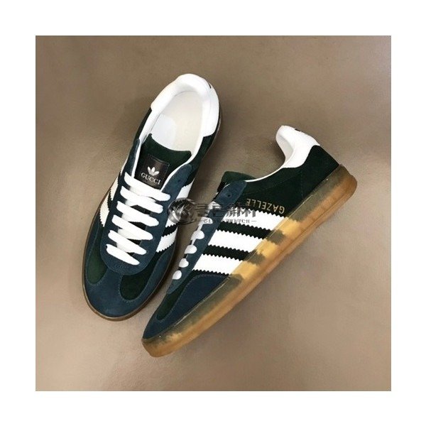 ✨구찌 남/녀 클래식 그린 스니커즈- Unisex Green Sneakers