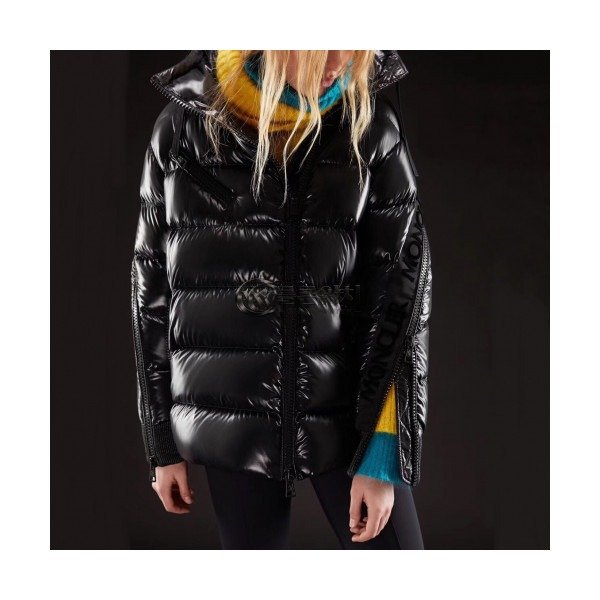 ✨Moncler 2019 Womens Patch Logo Modern Down Padding - 몽클레어 2019 여성 패치 로고 모던 다운 패딩 Moc0570x.Size(s - 2xl).블랙