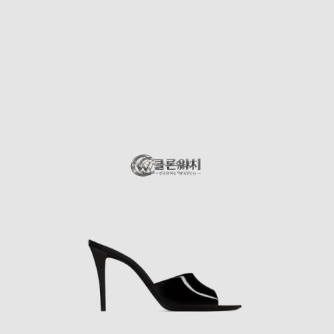 ✨입생로랑 여성 페이턴트 Romy 뮬