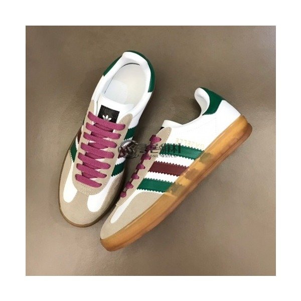 ✨구찌 남/녀 클래식 화이트 스니커즈- Unisex White Sneakers