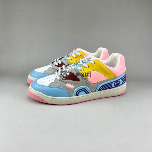 ✨구찌 남/녀 클래식 핑크 스니커즈- Unisex Pink Sneakers