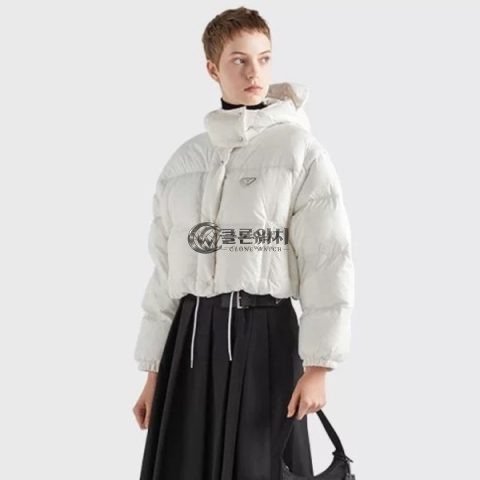 ✨프라다 여성 다운 패딩