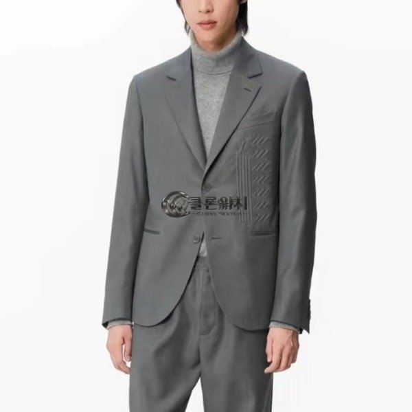 ✨루이비통 남성 그레이 슈트 자켓
