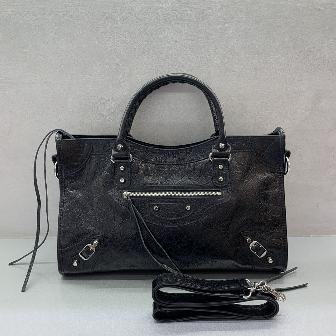발렌시아가 Balenciaga Classic City Bag in Black