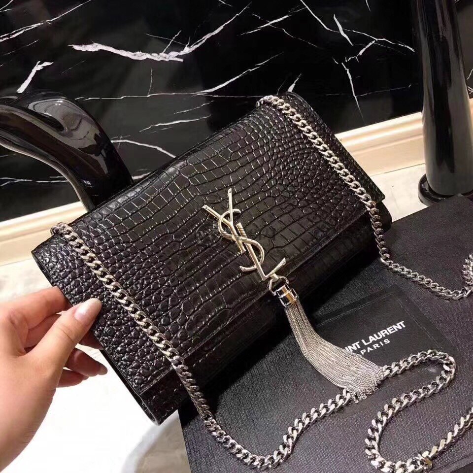 생로랑 Kate Small Chain Bag with Tassel in Black Crocodile-Embossed Leather