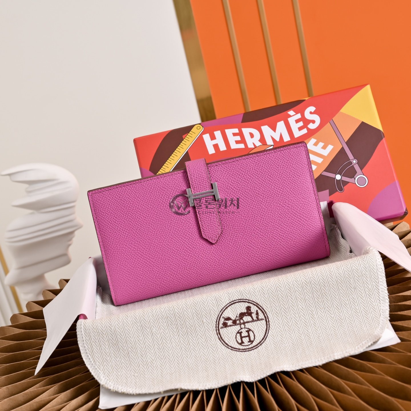 에르메스 Hermès Béarn Wallet in Pink