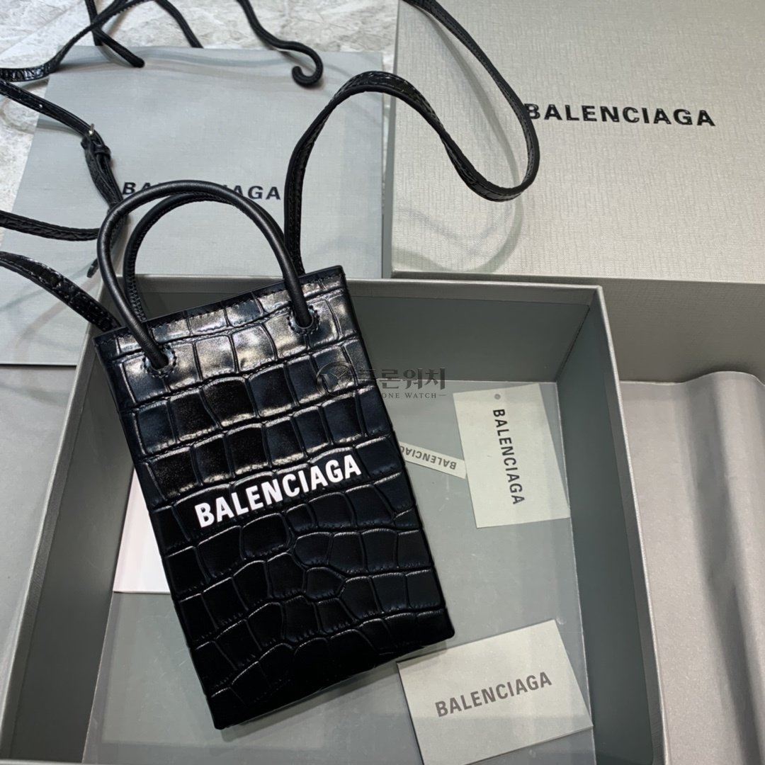 발렌시아가 Balenciaga Shopping Phone Holder in Black Crocodile-Embossed Leather
