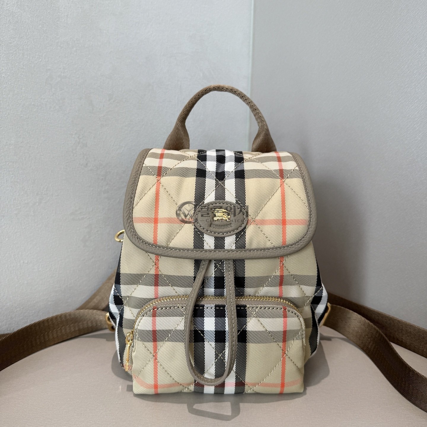 버버리 Burberry Vintage Check Drawstring Backpack Archive beige