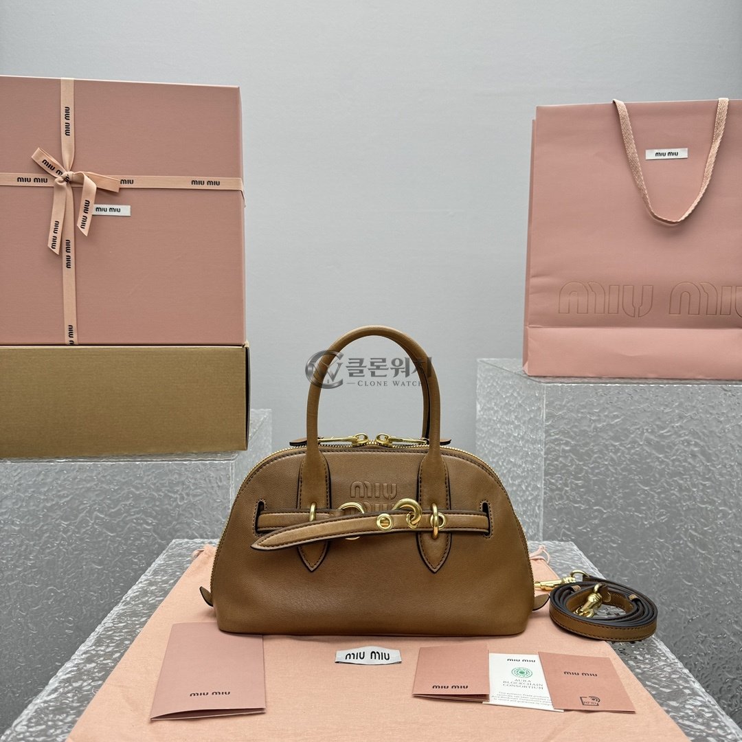 MIU MIU Aventure Leather Bag in Cognac