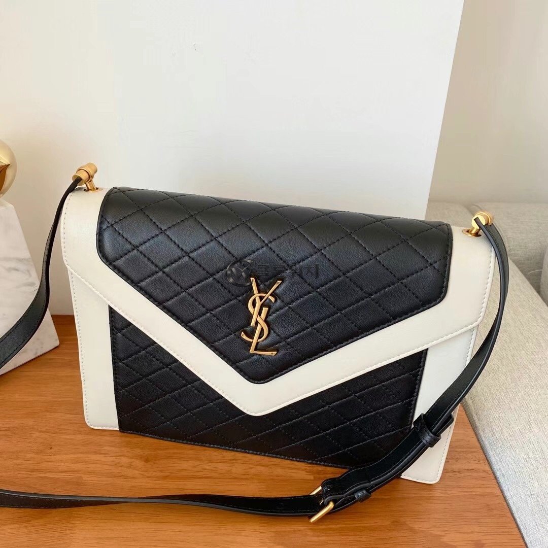 생로랑 Saint Laurent Envelope Quilted Leather Shoulder Bag, Black/White