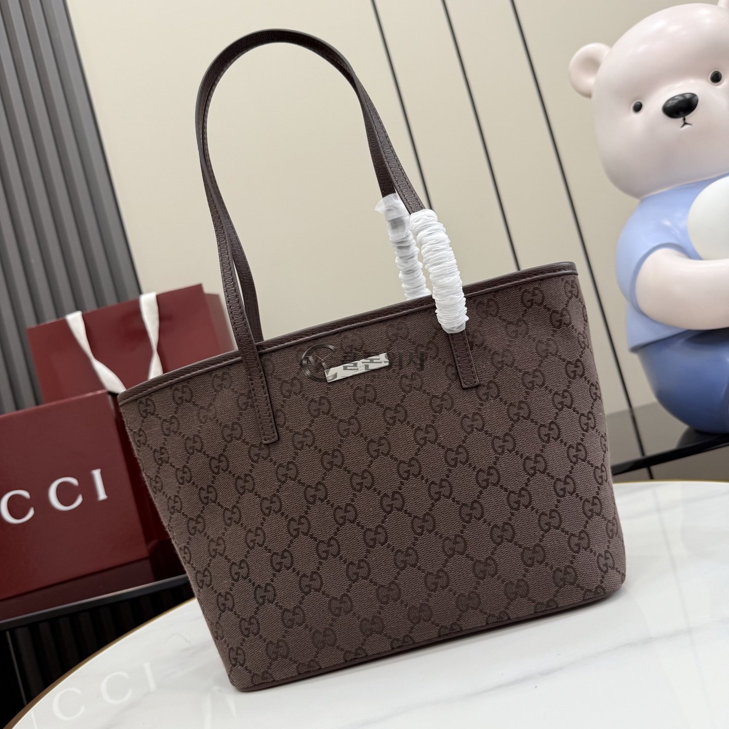 구찌 GUCCI Tribeca Small Tote Bag in Dark Brown GG Canvas