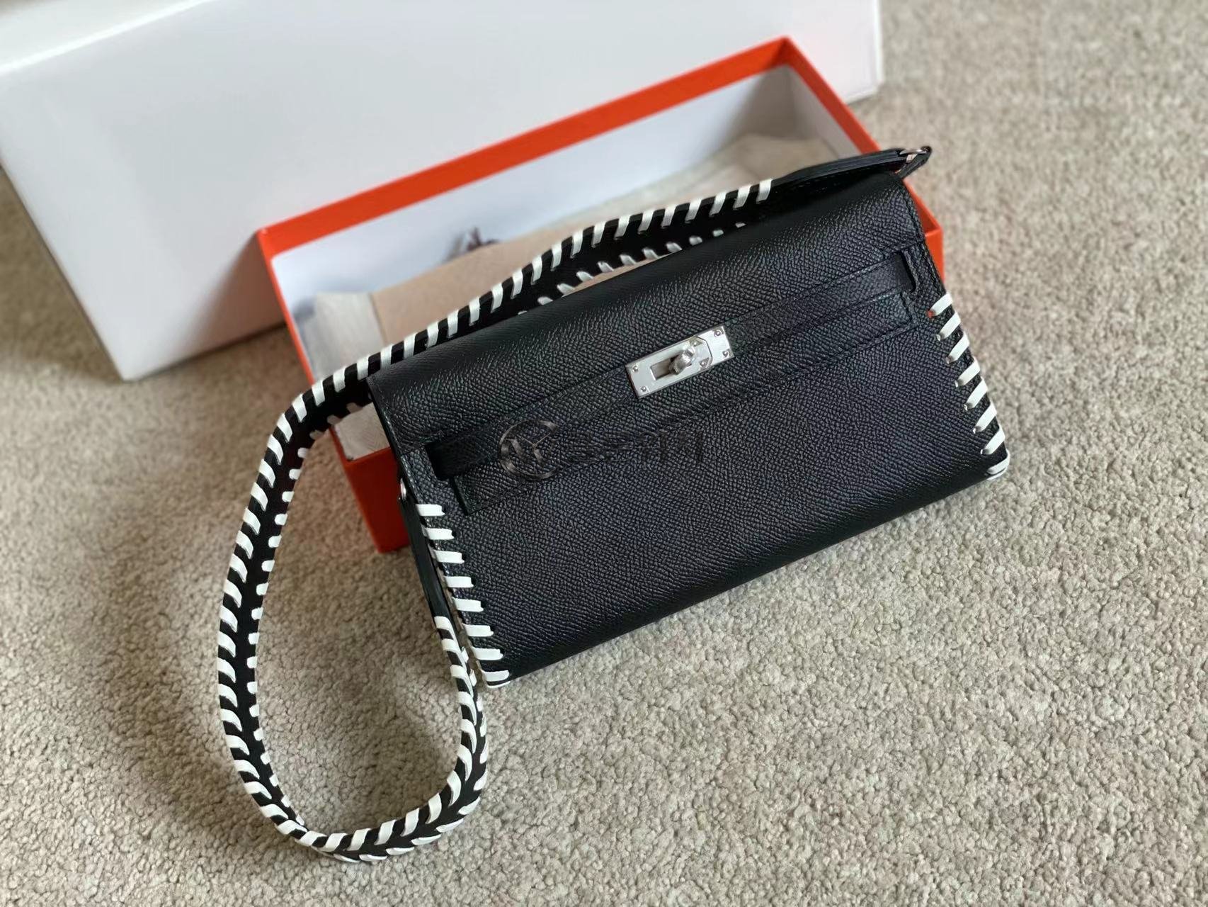 에르메스 Hermès Kelly Cut Clutch in Black