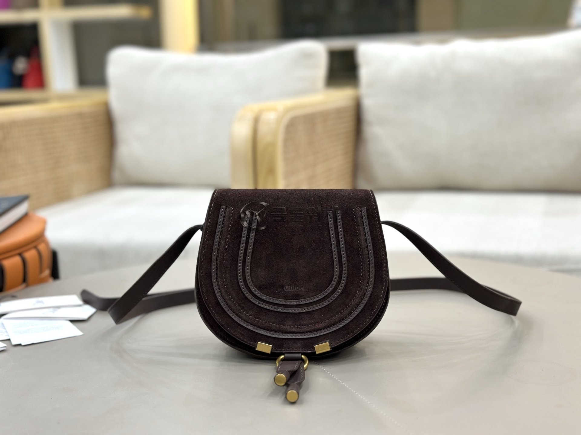 끌로에 Chloé Small Marcie Saddle Bag in Kohl Brown Suede