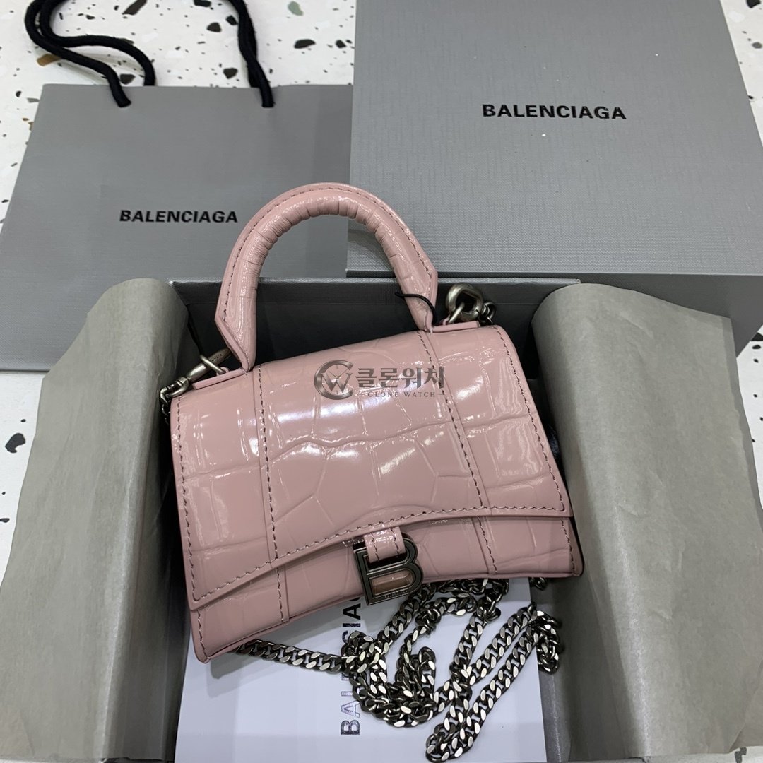발렌시아가 Balenciaga Hourglass XS Top Handle Bag in Croc-Embossed Patent Calfskin - Pink