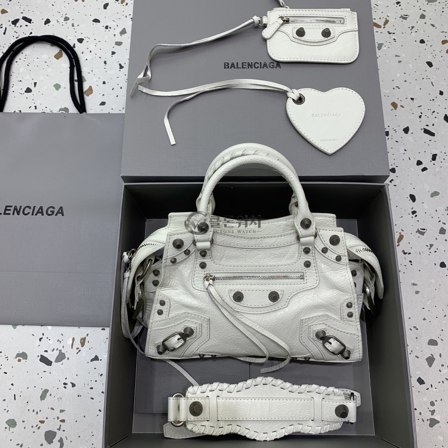 발렌시아가 Balenciaga Neo Classic Mini Top Handle Bag in White