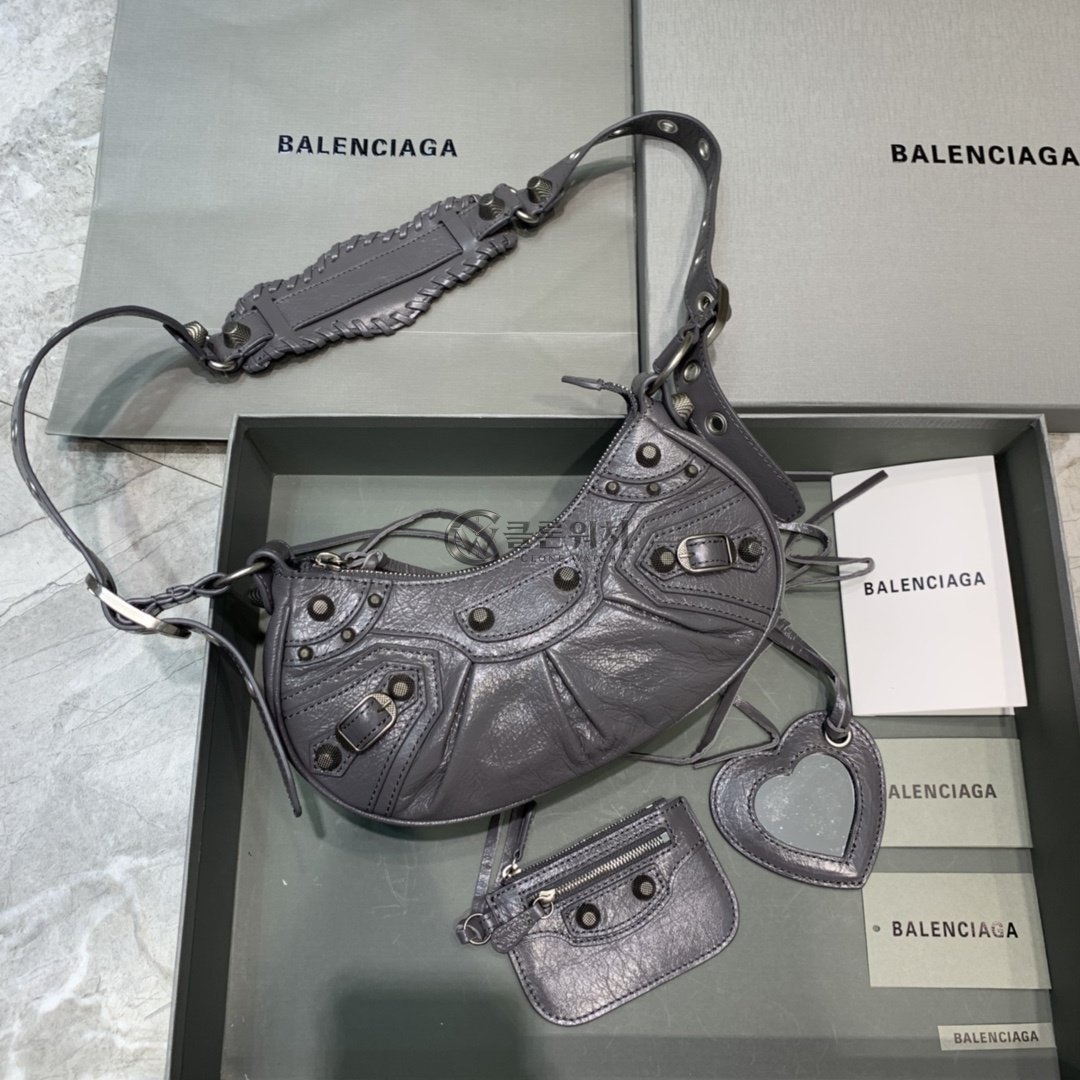발렌시아가 Balenciaga Le Cagole XS Shoulder Bag in Grey