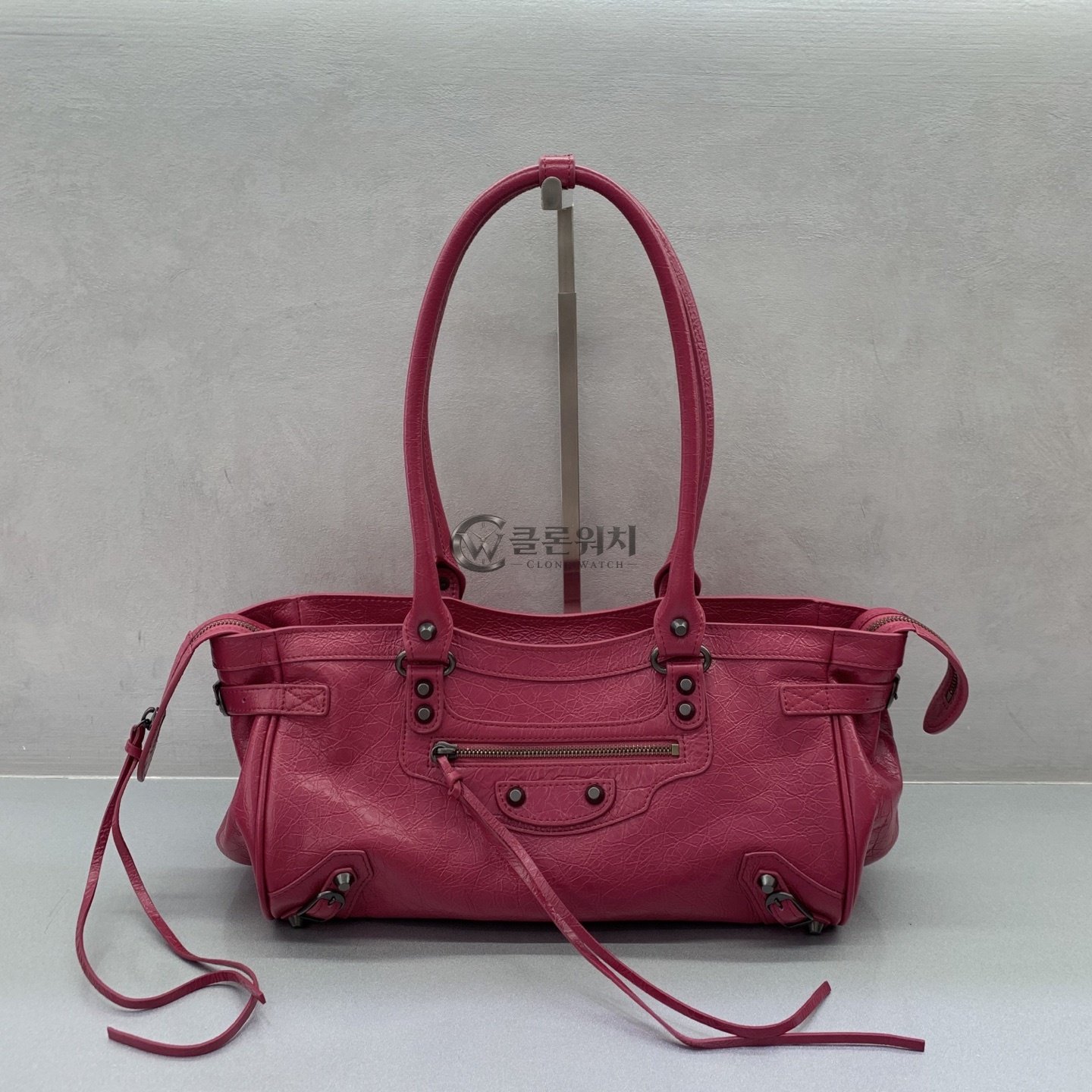 발렌시아가 Balenciaga Le City Bag in Pink
