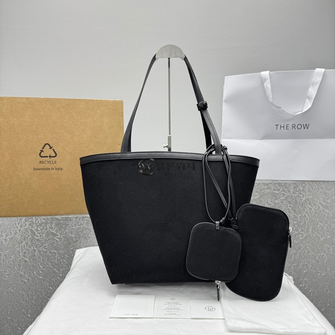 THE ROW Canvas Park Tote in Black