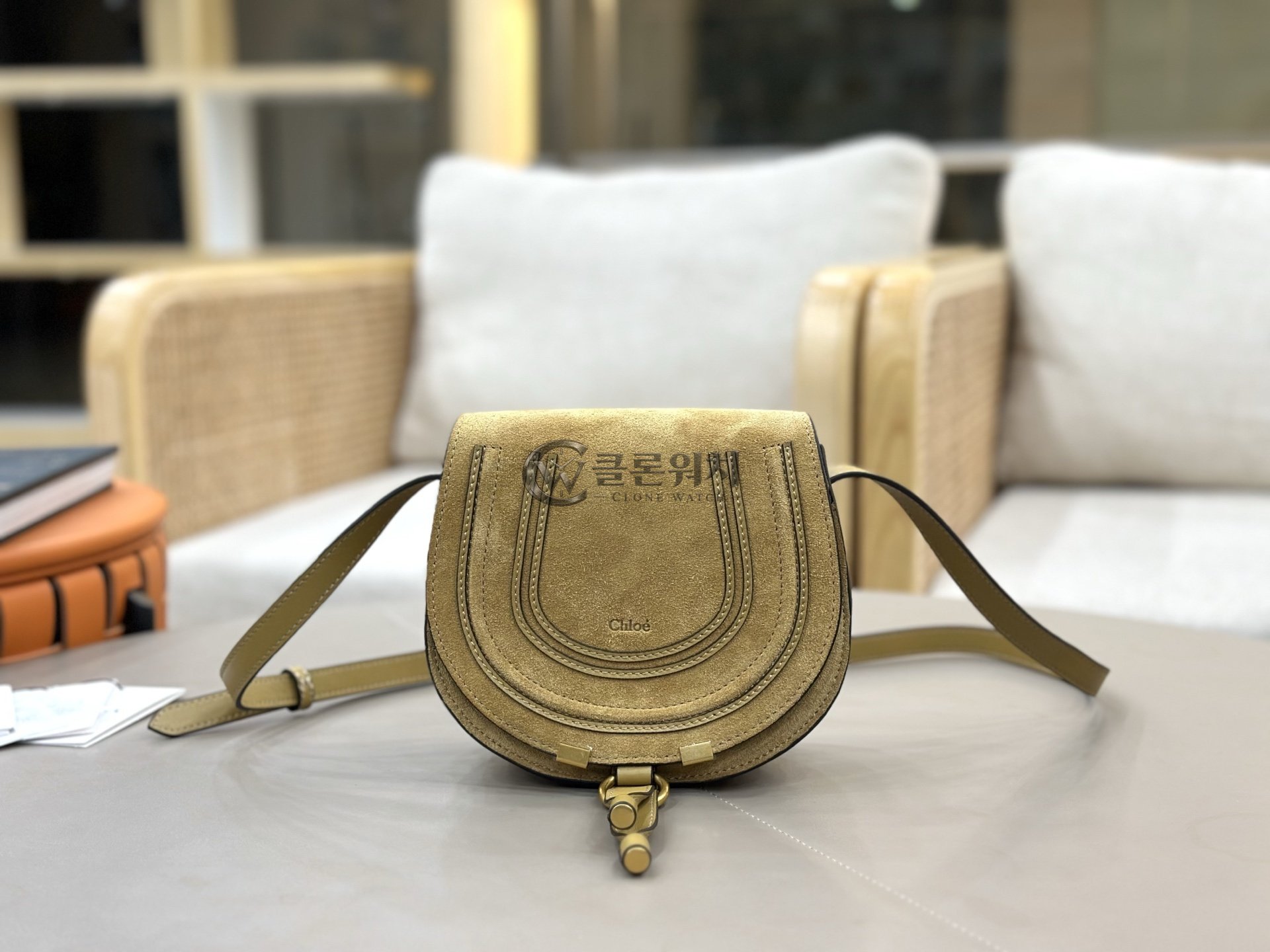 끌로에 Chloé Small Marcie Suede Saddle Bag – Tan