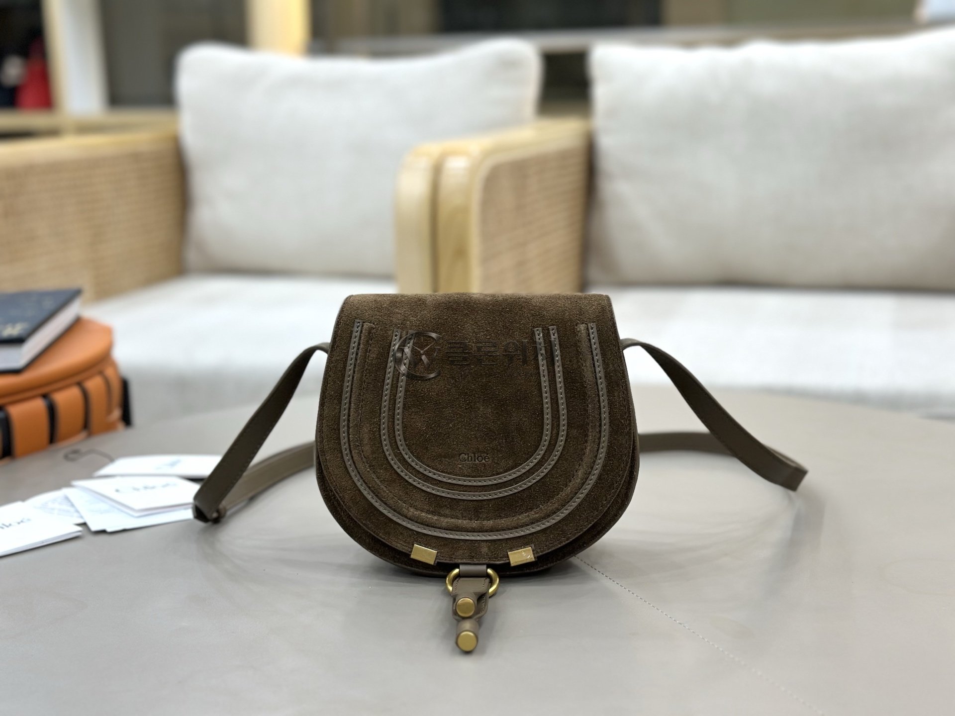 끌로에 Chloé Small Marcie Saddle Bag in Kohl Brown Suede