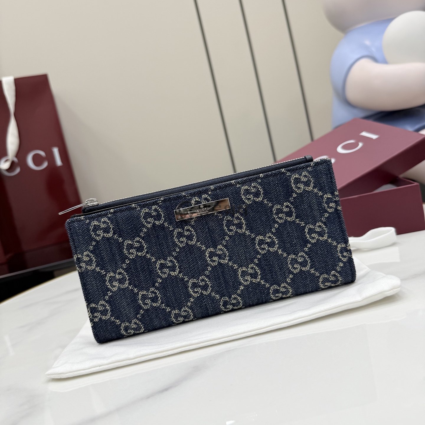 구찌 Gucci GG Denim Zip-Around Wallet Dark Blue