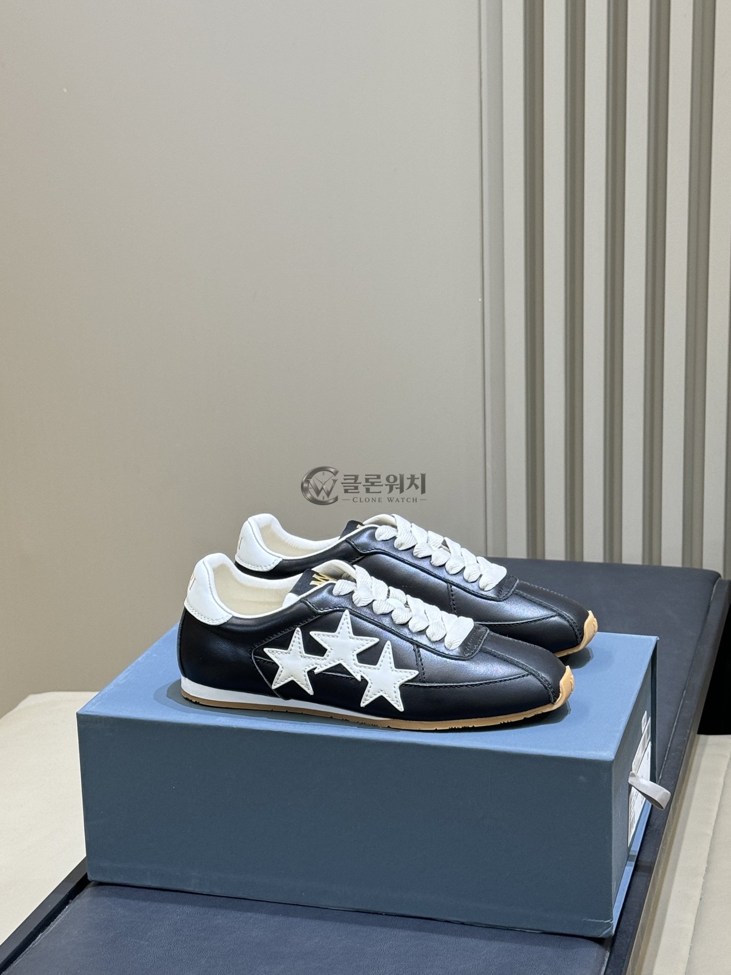 AMIRI Stars Court Low Sneakers - Black/White