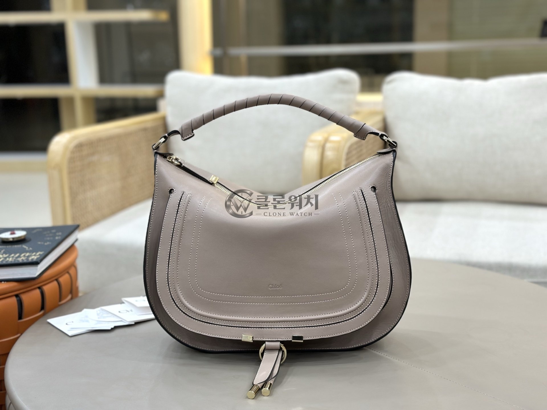 끌로에 Chloé Marcie Hobo Bag Taupe