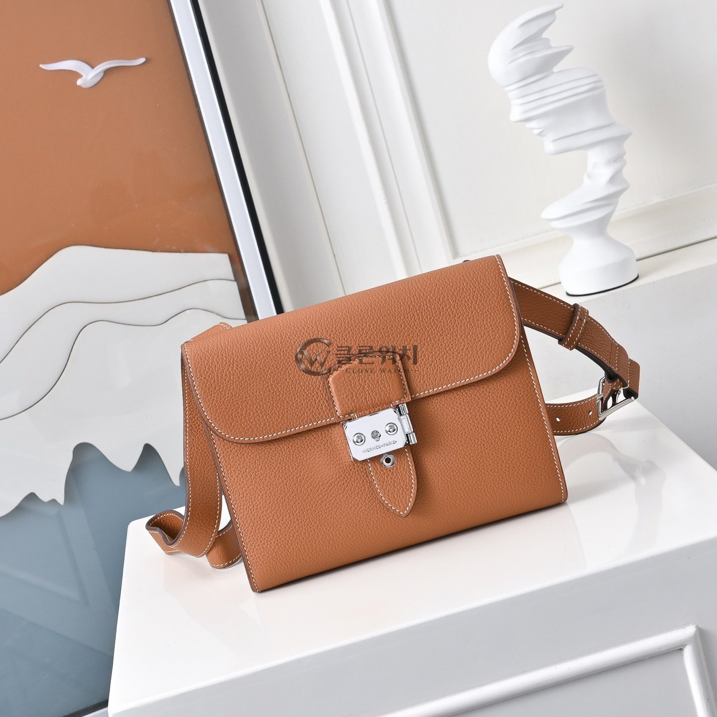 에르메스 Hermès Verrou 21 Shoulder Bag in Gold