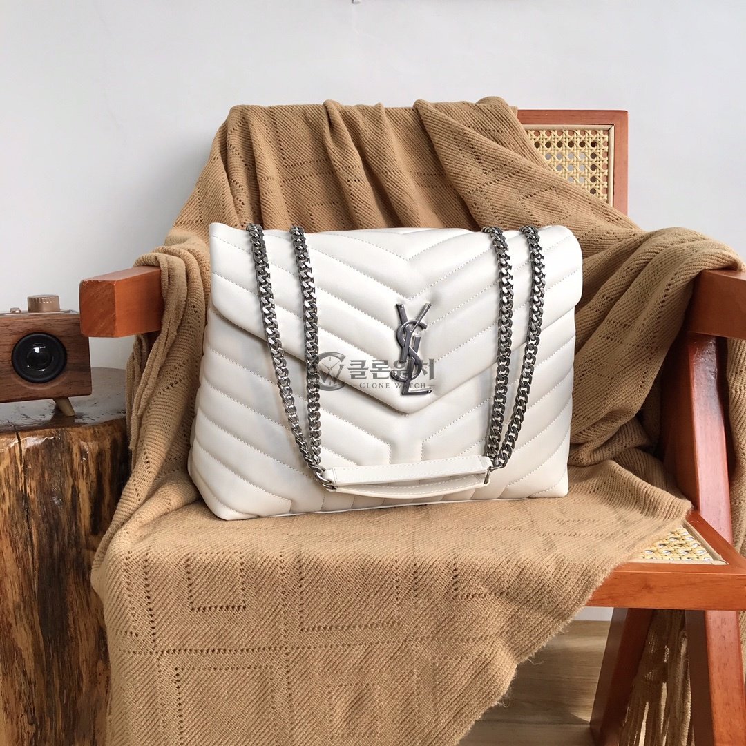 생로랑 Saint Laurent Loulou Large Chain Bag in White