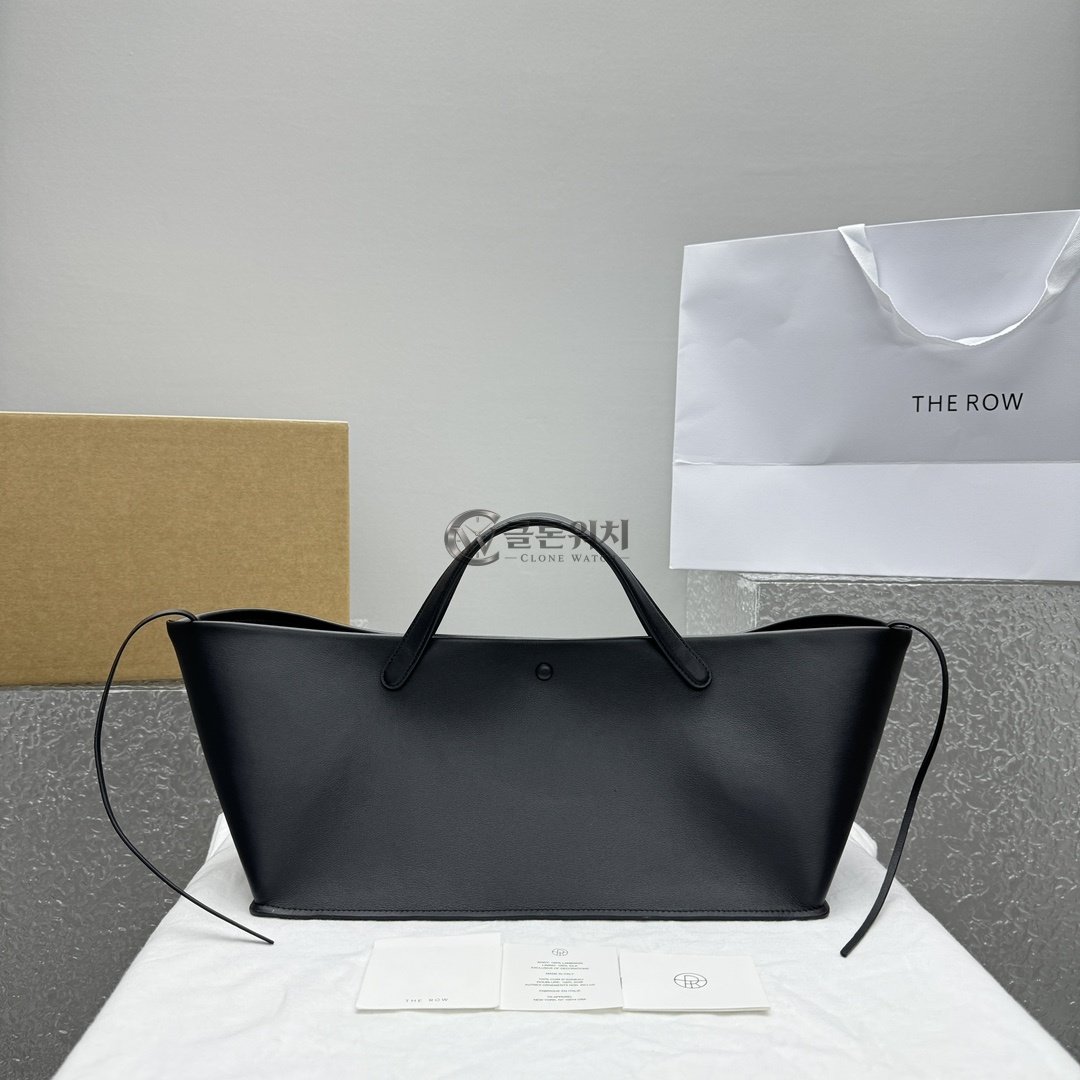 THE ROW Park Tote in Black