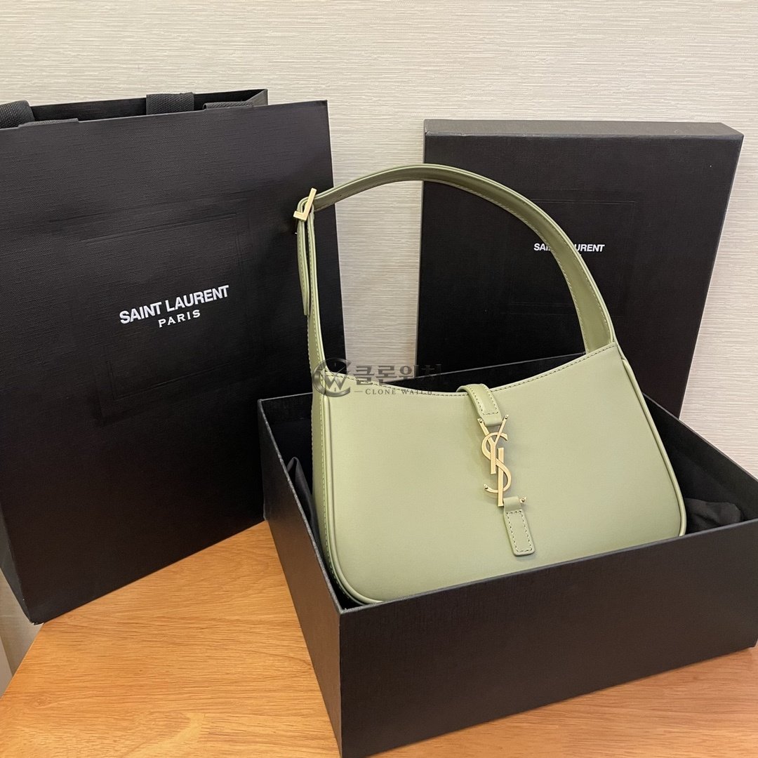 생로랑 Saint Laurent Le 5 à 7 Supple Small Shoulder Bag in Pale Green