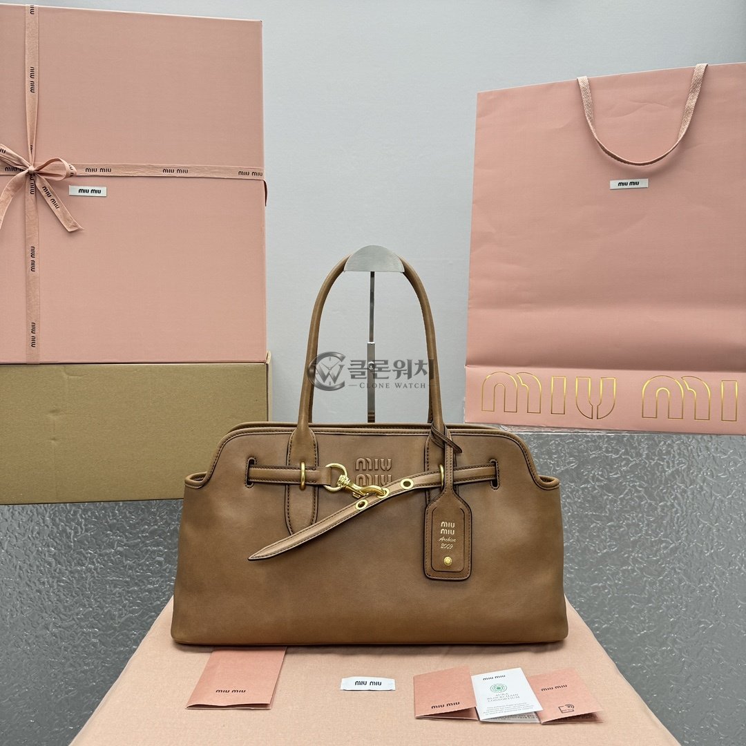 MIU MIU Aventure Leather Bag in Brown