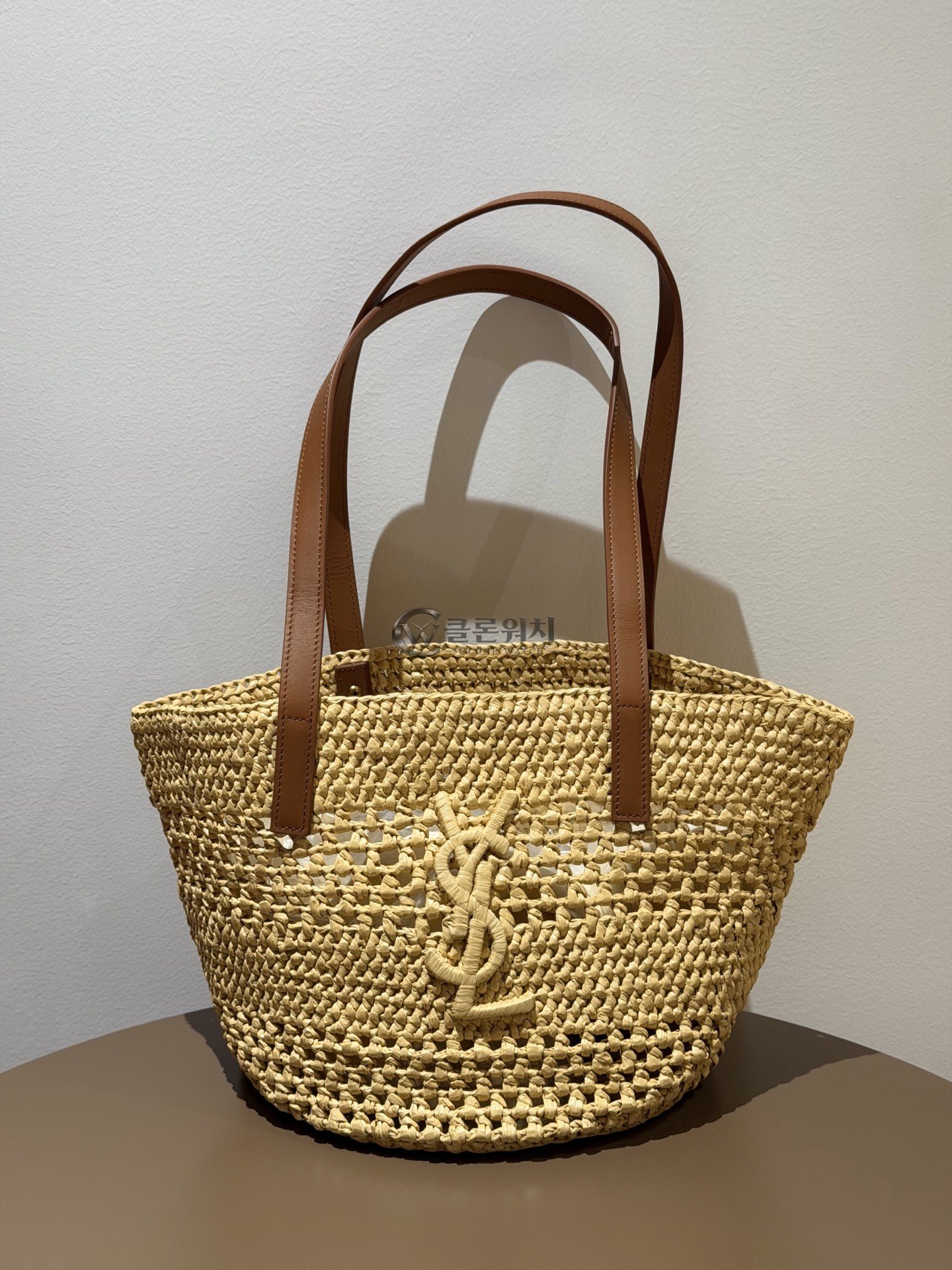 생로랑 Saint Laurent Panier Small Raffia Tote Bag in Natural Natural / Brown