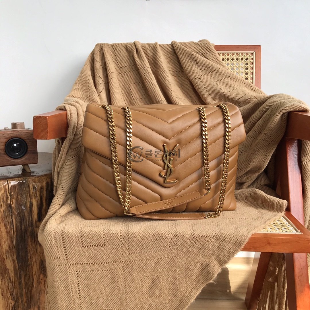 생로랑 Saint Laurent Medium Loulou Bag in Caramel