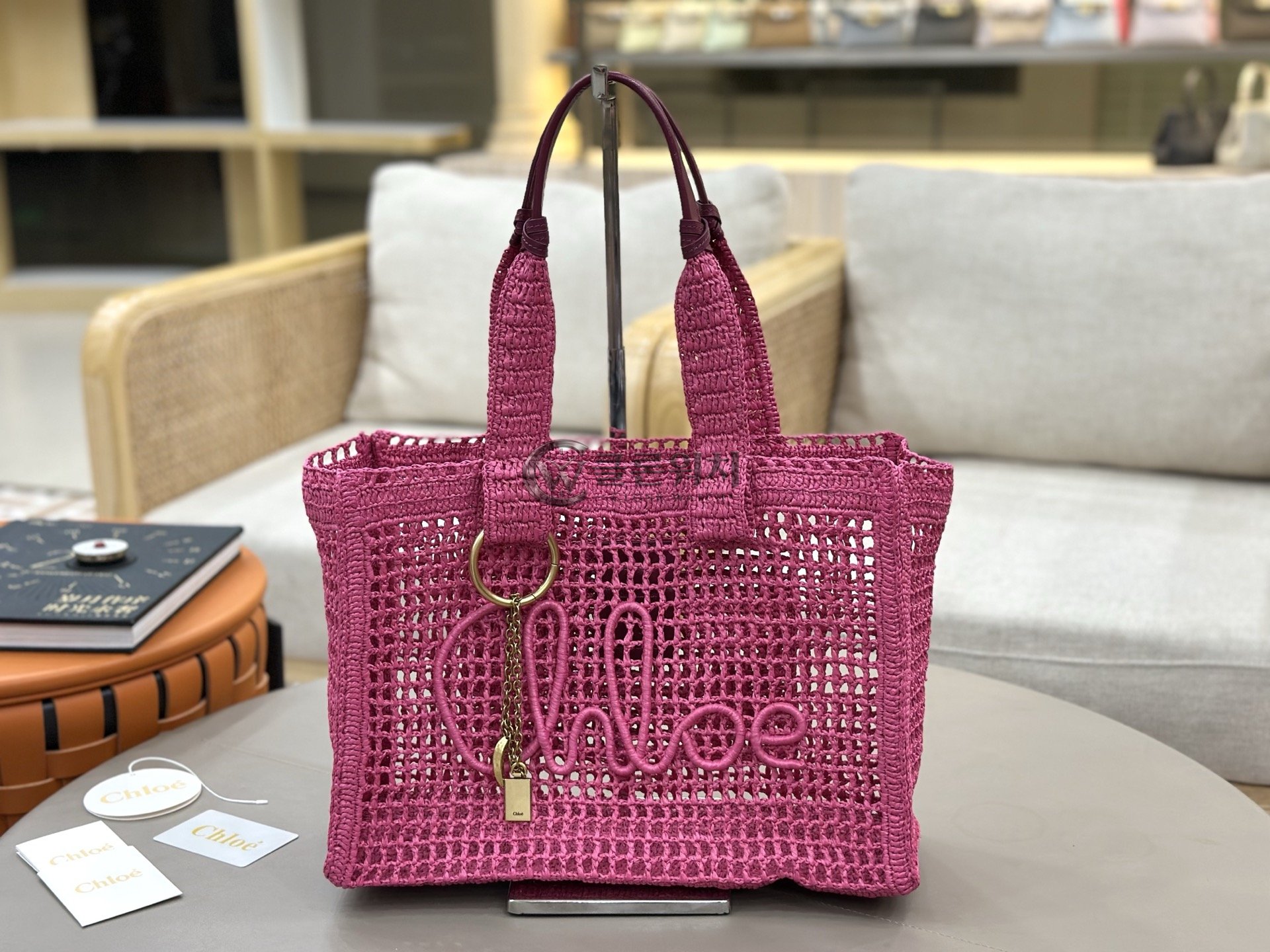 끌로에 Chloé Crochet Logo Tote Bag - Fuchsia
