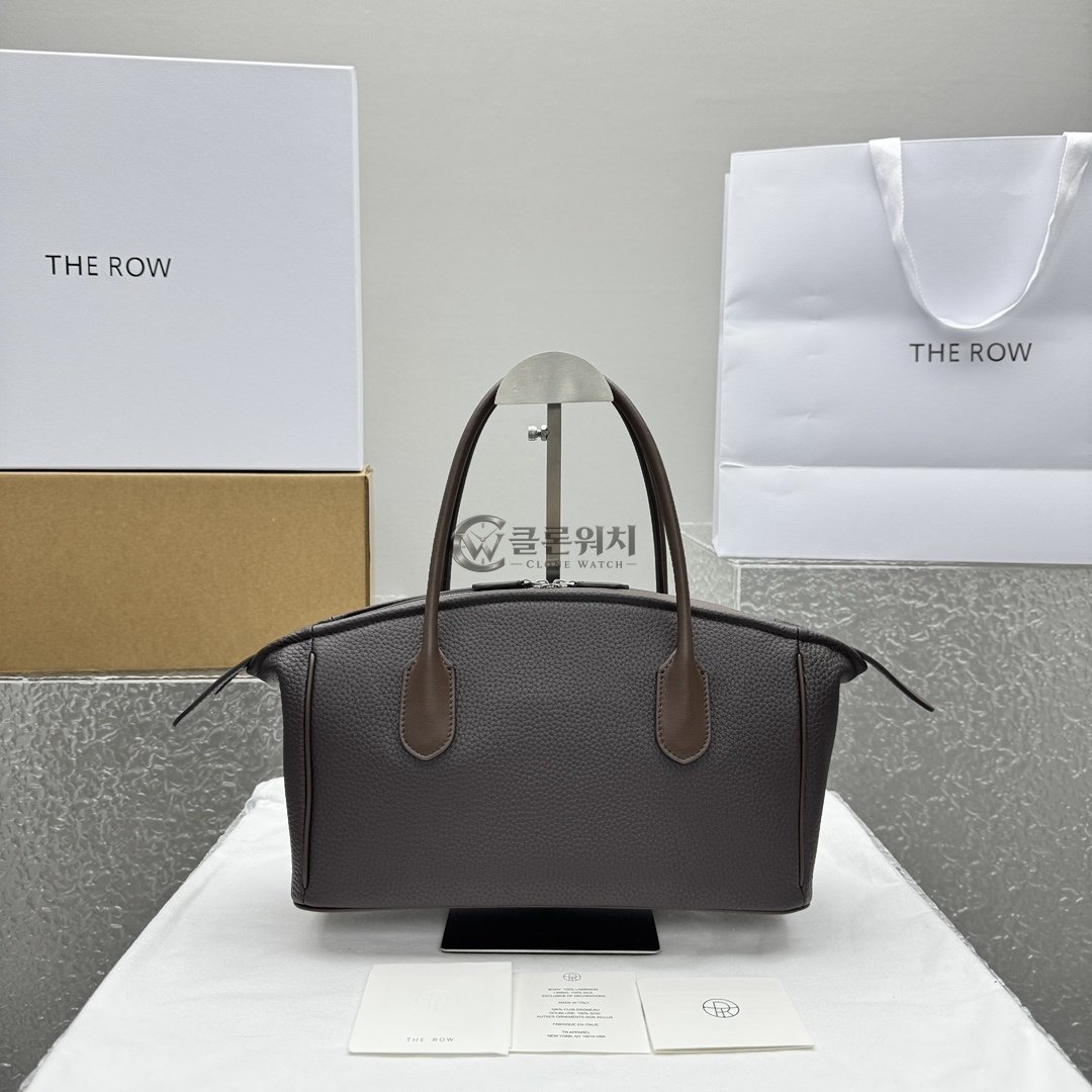 THE ROW Soft Margaux 10 Bag in Leather – Dark Brown