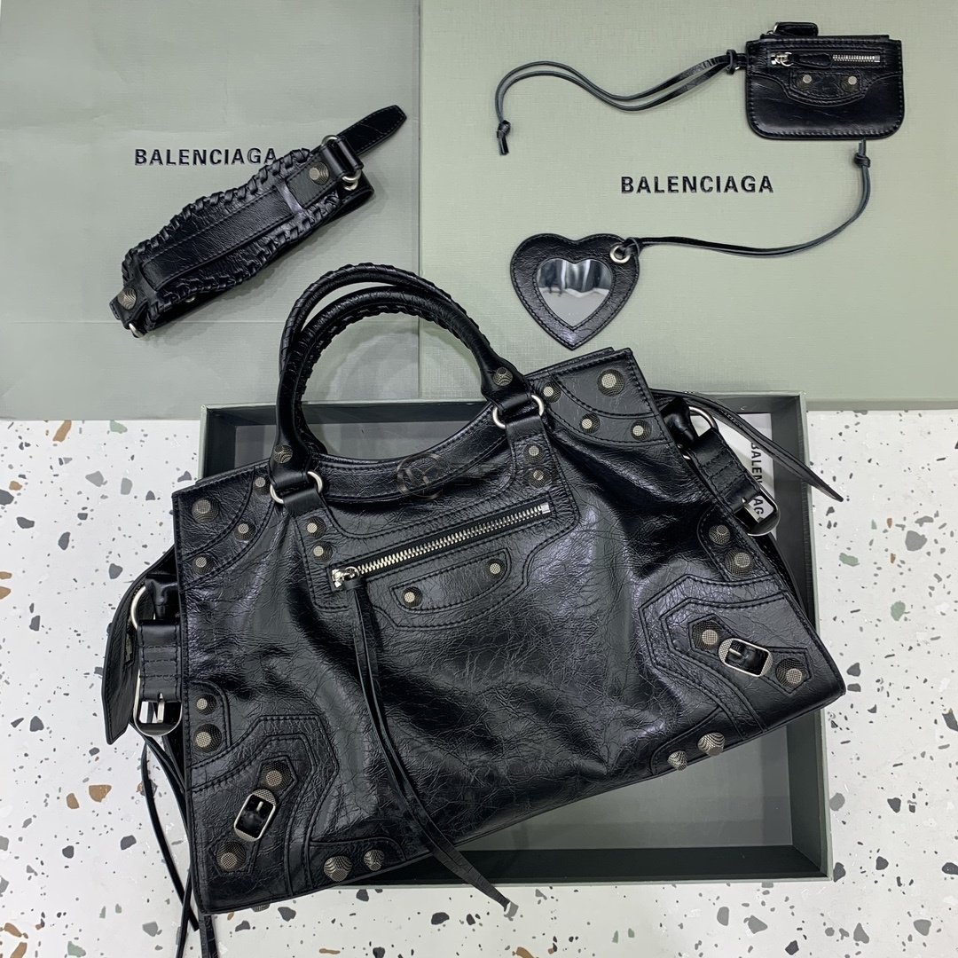 발렌시아가 Balenciaga Classic City Bag in Black