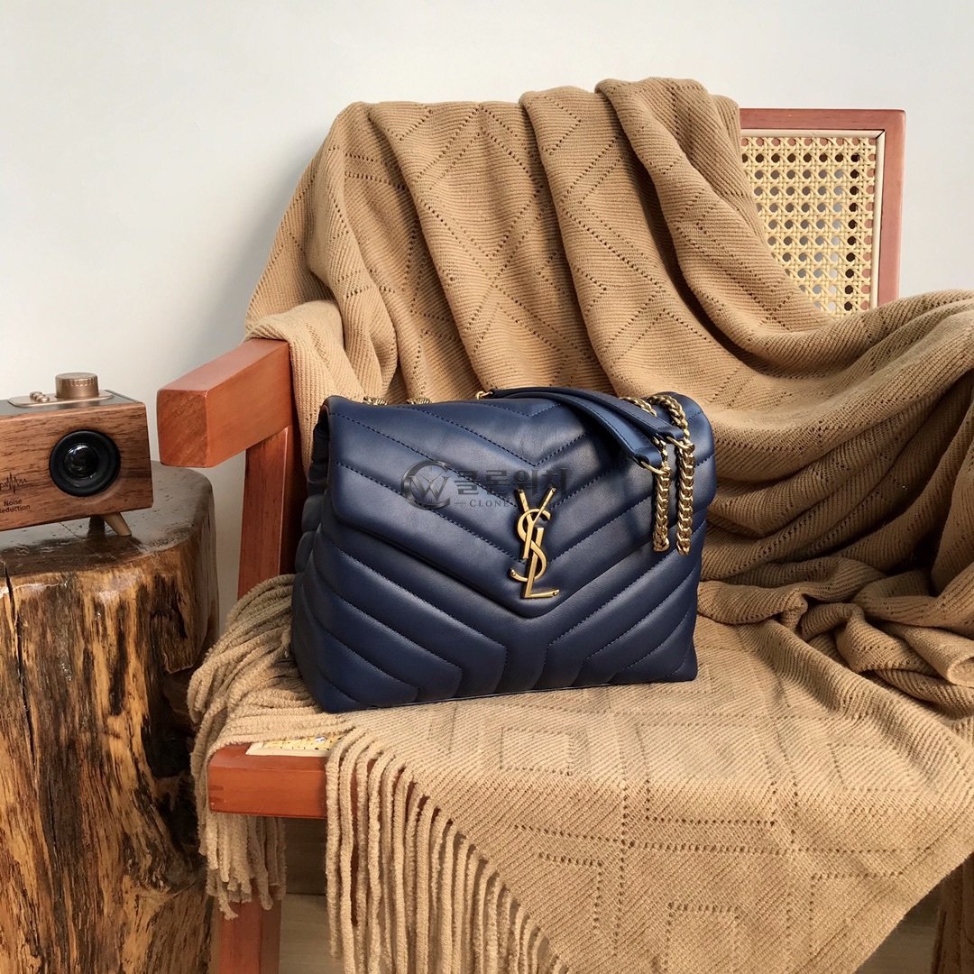 생로랑 Saint Laurent LOU LOU Small Quilted Leather Shoulder Bag – Navy