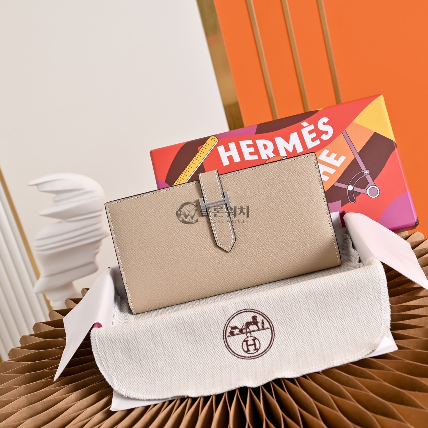 에르메스 Hermès Bearn Wallet in Taupe